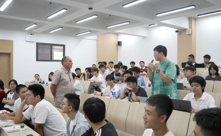 3F479B901252313DB2605FBAFE0 AA335225 387F0