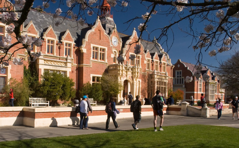 LU campus Ivey Hall 02 crop