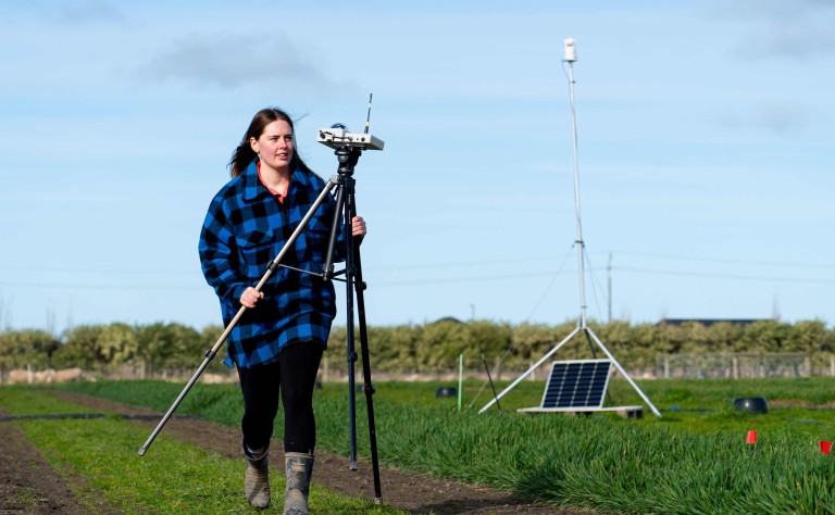 0 Masters of AI Field Research 4