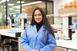 Usha Mendis 081025